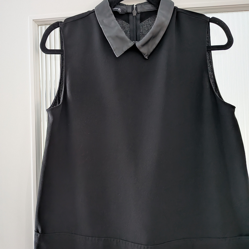 Sleeveless Black Leather Collared Top